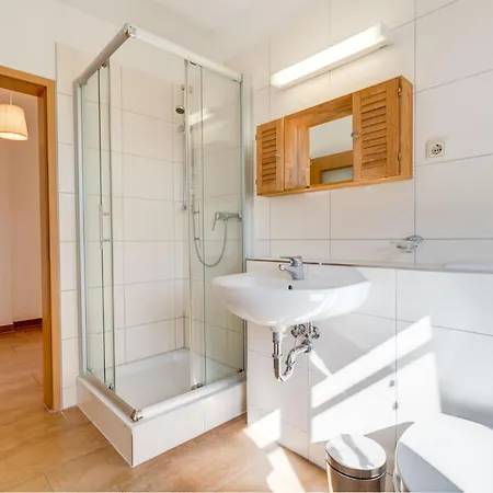 3-raum Bis 6 Pers 33 * Rankwitz